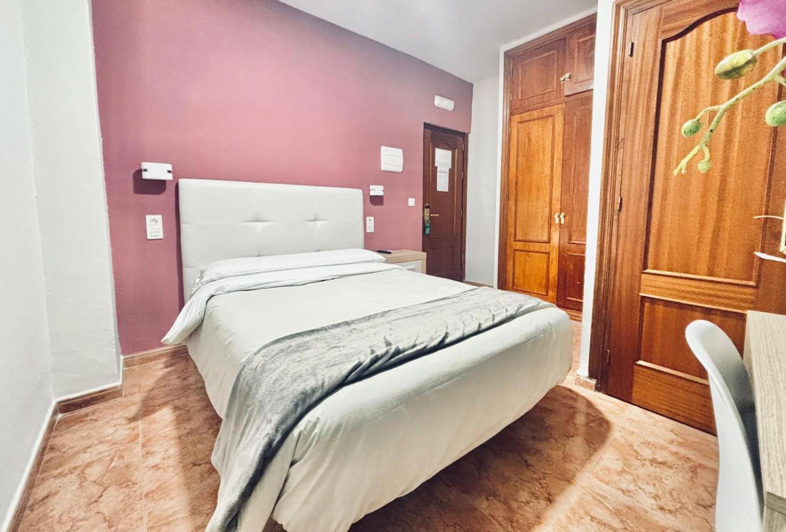 Guest house Rocamar 3*