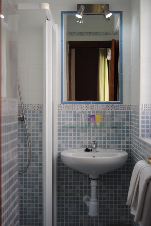 Guest house Rocamar 3*